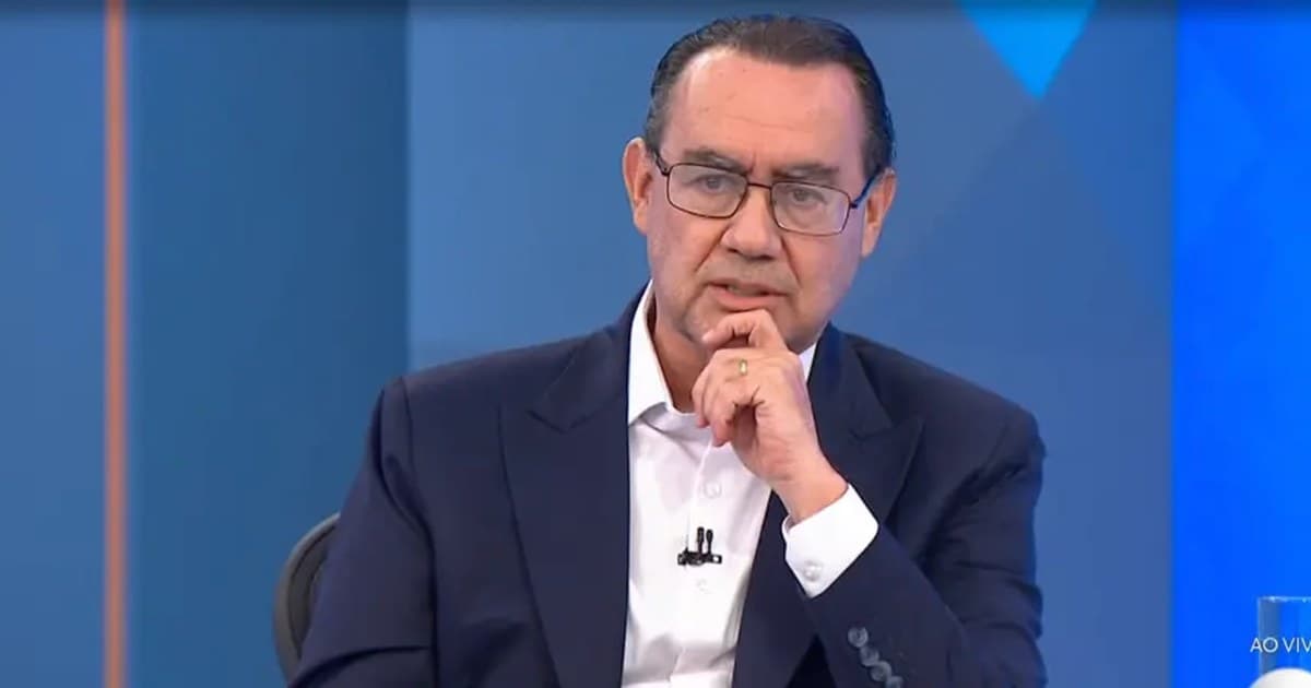 Augusto Cury sentado no estúdio da Globo durante a sabatina do Jornal Nacional de 29 de agosto de 2026